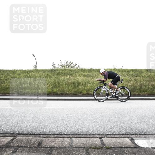 21.06.2026 - 29. Vierlanden-Triathlon H.Heesch http://msf.ph/oto/9867814 21.06.2026 10:39:51 Radfahren 111, 142, 179, 431, 454 meine-sportfotos.de