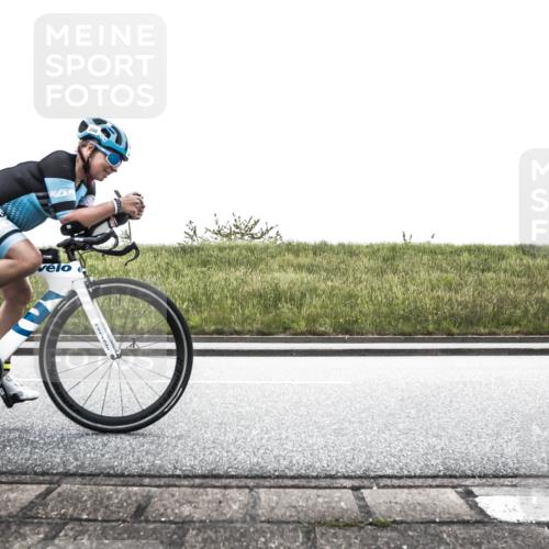 21.06.2026 - 29. Vierlanden-Triathlon H.Heesch http://msf.ph/oto/9867823 21.06.2026 10:40:00 Radfahren 300 meine-sportfotos.de