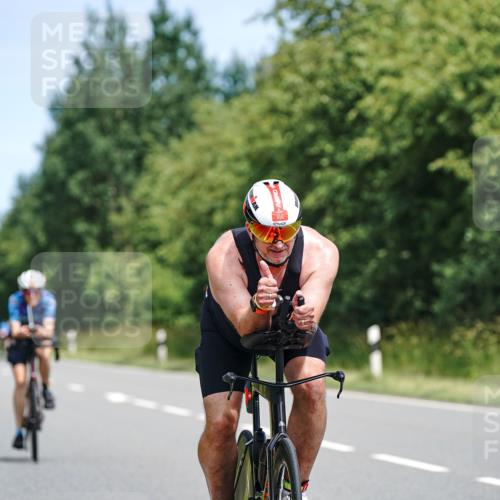 21.06.2026 - Viking Triathlon Michael Burmester http://msf.ph/oto/9867825 21.06.2026 12:21:35 Radfahren 100, 100, 102, 147, 161, 214, 234, 249, 275, 399, 465, 475, 505, 508, 533, 624, 632, 650 meine-sportfotos.de