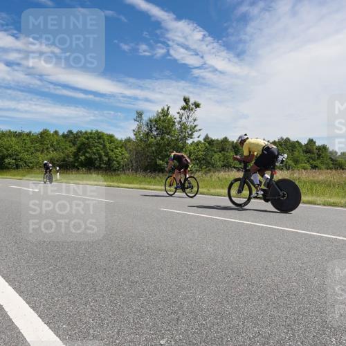 21.06.2026 - Viking Triathlon Michael Burmester http://msf.ph/oto/9867885 21.06.2026 11:42:46 Radfahren 16, 53, 90, 116, 118, 132, 226, 397, 634, 645, 661 meine-sportfotos.de
