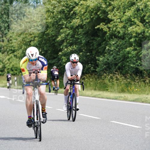 21.06.2026 - Viking Triathlon Michael Burmester http://msf.ph/oto/9867892 21.06.2026 12:21:50 Radfahren 41, 53, 86, 100, 100, 102, 202, 234, 243, 321, 324, 341, 465, 469, 475, 505, 533, 624, 632, 645, 668, 670 meine-sportfotos.de