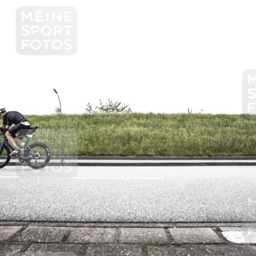 21.06.2026 - 29. Vierlanden-Triathlon H.Heesch http://msf.ph/oto/9867936 21.06.2026 10:42:32 Radfahren 5, 44, 75, 86, 147 meine-sportfotos.de