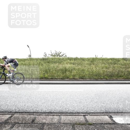 21.06.2026 - 29. Vierlanden-Triathlon H.Heesch http://msf.ph/oto/9867952 21.06.2026 10:42:44 Radfahren 44, 91, 235, 394 meine-sportfotos.de