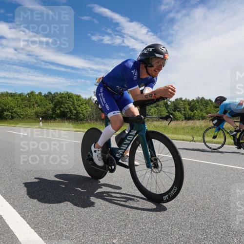 21.06.2026 - Viking Triathlon Michael Burmester http://msf.ph/oto/9867961 21.06.2026 11:43:54 Radfahren 20, 58, 64, 66, 68, 68, 70, 70, 75, 94, 255, 261, 316, 370, 370, 386, 419, 419, 441, 442, 546, 612, 642 meine-sportfotos.de