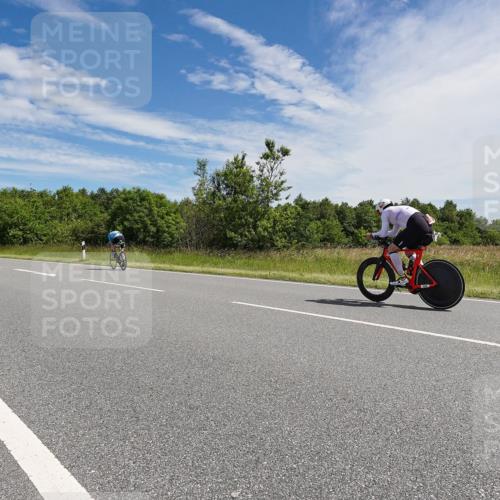 21.06.2026 - Viking Triathlon Michael Burmester http://msf.ph/oto/9867965 21.06.2026 11:43:55 Radfahren 20, 58, 66, 68, 68, 70, 70, 75, 255, 261, 370, 370, 386, 419, 419, 441, 442, 546, 612, 642 meine-sportfotos.de
