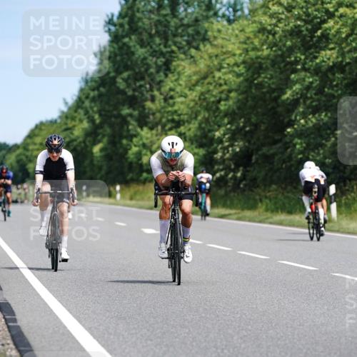 21.06.2026 - Viking Triathlon Michael Burmester http://msf.ph/oto/9868033 21.06.2026 12:22:19 Radfahren 83, 94, 132, 192, 205, 219, 238, 239, 262, 318, 369, 429, 456, 467, 523, 548, 606, 644 meine-sportfotos.de