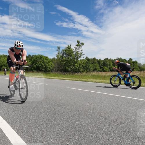 21.06.2026 - Viking Triathlon Michael Burmester http://msf.ph/oto/9868054 21.06.2026 11:44:25 Radfahren 44, 56, 84, 163, 166, 199, 211, 252, 282, 289, 348, 348, 374, 387, 411, 509, 561, 608, 613, 643 meine-sportfotos.de