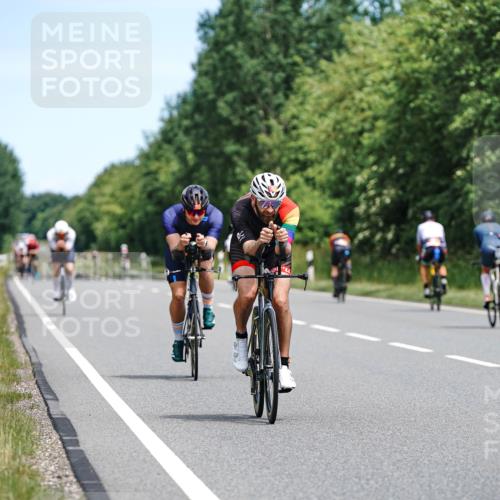 21.06.2026 - Viking Triathlon Michael Burmester http://msf.ph/oto/9868068 21.06.2026 12:22:24 Radfahren 94, 132, 142, 192, 262, 279, 318, 329, 369, 442, 523, 548, 606, 644 meine-sportfotos.de