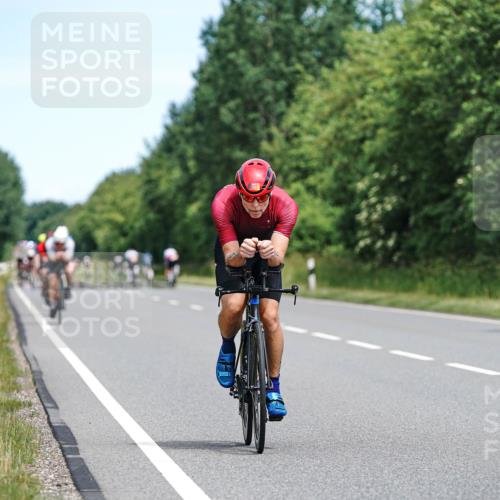 21.06.2026 - Viking Triathlon Michael Burmester http://msf.ph/oto/9868150 21.06.2026 12:22:38 Radfahren 94, 132, 134, 142, 158, 279, 329, 436, 442, 523, 577, 630 meine-sportfotos.de