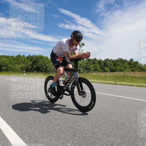 21.06.2026 - Viking Triathlon Michael Burmester http://msf.ph/oto/9868162 21.06.2026 11:45:12 Radfahren 72, 99, 113, 198, 198, 460, 484, 522, 526 meine-sportfotos.de
