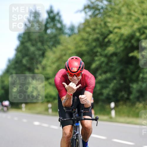 21.06.2026 - Viking Triathlon Michael Burmester http://msf.ph/oto/9868163 21.06.2026 12:22:39 Radfahren 94, 132, 134, 142, 158, 279, 329, 364, 436, 442, 523, 577, 630 meine-sportfotos.de