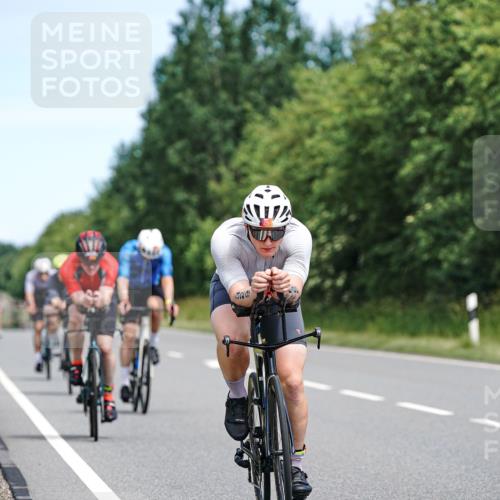 21.06.2026 - Viking Triathlon Michael Burmester http://msf.ph/oto/9868184 21.06.2026 12:22:43 Radfahren 132, 134, 142, 158, 279, 329, 364, 436, 442, 577, 630 meine-sportfotos.de