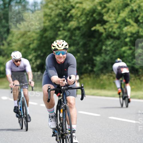 21.06.2026 - Viking Triathlon Michael Burmester http://msf.ph/oto/9868225 21.06.2026 12:22:46 Radfahren 134, 142, 158, 279, 329, 364, 436, 442, 577, 602, 630 meine-sportfotos.de