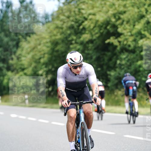 21.06.2026 - Viking Triathlon Michael Burmester http://msf.ph/oto/9868230 21.06.2026 12:22:47 Radfahren 134, 142, 158, 279, 329, 364, 436, 442, 577, 602, 630 meine-sportfotos.de