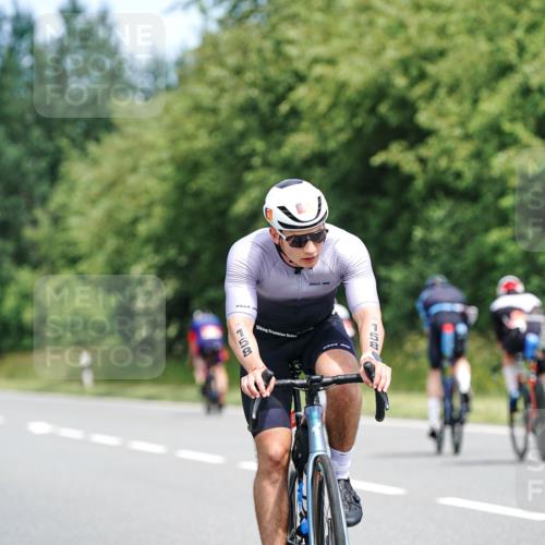 21.06.2026 - Viking Triathlon Michael Burmester http://msf.ph/oto/9868236 21.06.2026 12:22:47 Radfahren 134, 142, 158, 279, 329, 364, 436, 442, 577, 602, 630 meine-sportfotos.de