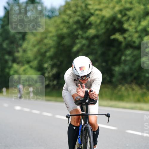 21.06.2026 - Viking Triathlon Michael Burmester http://msf.ph/oto/9868293 21.06.2026 12:23:07 Radfahren 258, 364, 407, 470, 602 meine-sportfotos.de