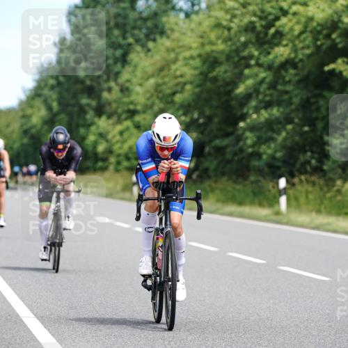 21.06.2026 - Viking Triathlon Michael Burmester http://msf.ph/oto/9868345 21.06.2026 12:23:34 Radfahren 8, 16, 46, 65, 73, 98, 103, 119, 126, 136, 165, 177, 223, 225, 256, 256, 280, 380, 388, 457, 527, 546, 563, 569, 605, 615, 634, 654 meine-sportfotos.de