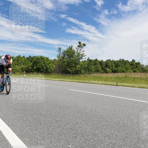 21.06.2026 - Viking Triathlon Michael Burmester http://msf.ph/oto/9868384 21.06.2026 11:47:41 Radfahren 24, 65, 74, 115, 185, 220, 270, 356, 378, 416, 450, 464, 483, 483, 569, 578 meine-sportfotos.de