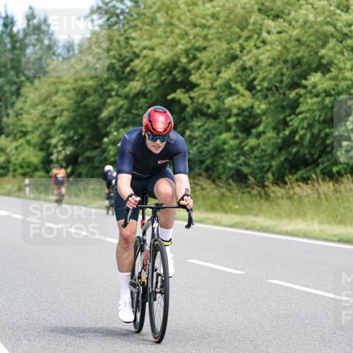 21.06.2026 - Viking Triathlon Michael Burmester http://msf.ph/oto/9868416 21.06.2026 12:23:41 Radfahren 8, 16, 46, 62, 65, 73, 98, 103, 119, 126, 136, 165, 177, 222, 223, 225, 256, 256, 280, 388, 457, 527, 530, 546, 563, 569, 605, 615, 634, 654 meine-sportfotos.de