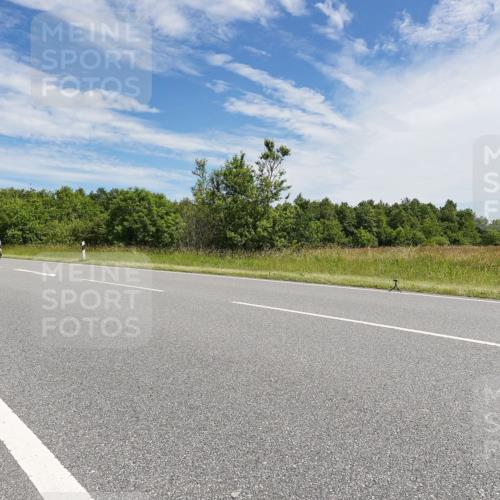 21.06.2026 - Viking Triathlon Michael Burmester http://msf.ph/oto/9868429 21.06.2026 11:48:07 Radfahren 37, 189, 427, 474, 559, 601, 651 meine-sportfotos.de