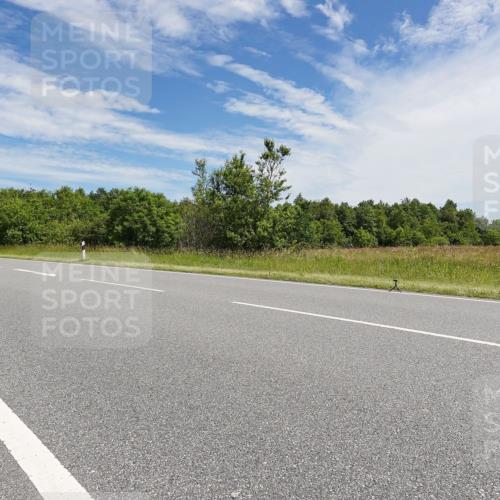 21.06.2026 - Viking Triathlon Michael Burmester http://msf.ph/oto/9868445 21.06.2026 11:48:11 Radfahren 37, 97, 189, 340, 427, 474, 559, 601, 651 meine-sportfotos.de