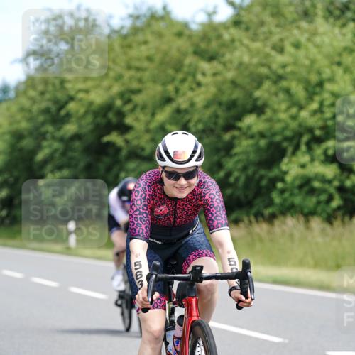 21.06.2026 - Viking Triathlon Michael Burmester http://msf.ph/oto/9868459 21.06.2026 12:23:46 Radfahren 8, 16, 46, 62, 65, 98, 103, 119, 136, 177, 222, 223, 256, 256, 280, 357, 368, 388, 457, 527, 530, 546, 563, 569, 605, 615, 634, 654 meine-sportfotos.de