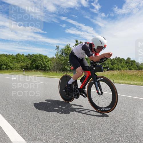21.06.2026 - Viking Triathlon Michael Burmester http://msf.ph/oto/9868482 21.06.2026 11:48:31 Radfahren 34, 45, 97, 125, 125, 150, 150, 188, 197, 250, 303, 327, 340, 434, 485, 553, 553, 616, 622, 622, 651, 652, 663, 665, 669 meine-sportfotos.de