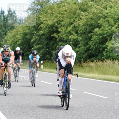 21.06.2026 - Viking Triathlon Michael Burmester http://msf.ph/oto/9868507 21.06.2026 12:23:50 Radfahren 8, 46, 58, 62, 65, 98, 103, 119, 222, 223, 256, 280, 353, 357, 368, 457, 527, 530, 534, 563, 569, 605, 654 meine-sportfotos.de