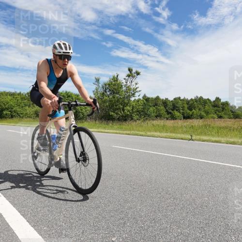 21.06.2026 - Viking Triathlon Michael Burmester http://msf.ph/oto/9868508 21.06.2026 11:48:46 Radfahren 125, 150, 250, 250, 283, 291, 305, 434, 553, 616, 622, 669 meine-sportfotos.de