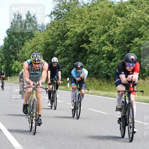 21.06.2026 - Viking Triathlon Michael Burmester http://msf.ph/oto/9868514 21.06.2026 12:23:50 Radfahren 8, 46, 58, 62, 65, 98, 103, 119, 222, 223, 256, 280, 353, 357, 368, 457, 527, 530, 534, 563, 569, 605, 654 meine-sportfotos.de