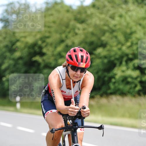 21.06.2026 - Viking Triathlon Michael Burmester http://msf.ph/oto/9868614 21.06.2026 12:24:07 Radfahren 58, 353, 357, 357, 358, 368, 534 meine-sportfotos.de