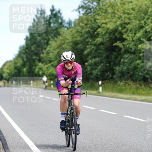 21.06.2026 - Viking Triathlon Michael Burmester http://msf.ph/oto/9868624 21.06.2026 12:24:08 Radfahren 58, 353, 357, 357, 358, 368, 534 meine-sportfotos.de