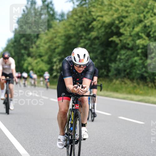 21.06.2026 - Viking Triathlon Michael Burmester http://msf.ph/oto/9868651 21.06.2026 12:24:24 Radfahren 164, 350, 357, 358, 362, 362, 494, 660, 660 meine-sportfotos.de