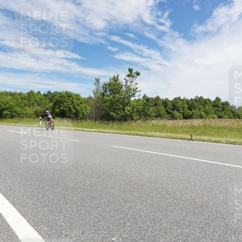21.06.2026 - Viking Triathlon Michael Burmester http://msf.ph/oto/9868656 21.06.2026 11:50:07 Radfahren 40, 93, 152, 156, 218, 244, 297, 300, 333, 346, 393, 482, 493, 519, 528, 614, 614, 633, 633 meine-sportfotos.de