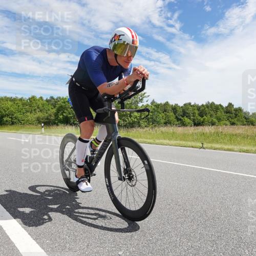 21.06.2026 - Viking Triathlon Michael Burmester http://msf.ph/oto/9868659 21.06.2026 11:50:10 Radfahren 40, 76, 93, 152, 156, 218, 244, 272, 297, 300, 333, 493, 519, 614, 614, 633, 633 meine-sportfotos.de