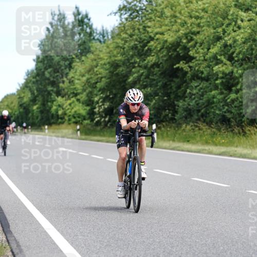 21.06.2026 - Viking Triathlon Michael Burmester http://msf.ph/oto/9868680 21.06.2026 12:24:36 Radfahren 54, 164, 208, 350, 352, 362, 362, 494, 660, 660 meine-sportfotos.de