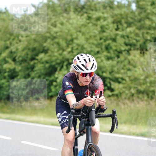 21.06.2026 - Viking Triathlon Michael Burmester http://msf.ph/oto/9868702 21.06.2026 12:24:38 Radfahren 54, 208, 350, 352, 362, 362, 494, 660, 660 meine-sportfotos.de