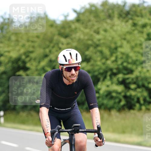 21.06.2026 - Viking Triathlon Michael Burmester http://msf.ph/oto/9868717 21.06.2026 12:24:41 Radfahren 54, 208, 350, 352, 362, 494, 660, 660 meine-sportfotos.de
