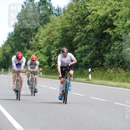 21.06.2026 - Viking Triathlon Michael Burmester http://msf.ph/oto/9868725 21.06.2026 12:24:46 Radfahren 48, 54, 176, 206, 208, 306, 313, 350, 352, 362, 494, 608, 660 meine-sportfotos.de