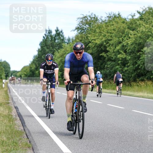 21.06.2026 - Viking Triathlon Michael Burmester http://msf.ph/oto/9868769 21.06.2026 12:24:50 Radfahren 48, 54, 166, 173, 176, 206, 208, 306, 313, 348, 350, 352, 362, 608, 660 meine-sportfotos.de