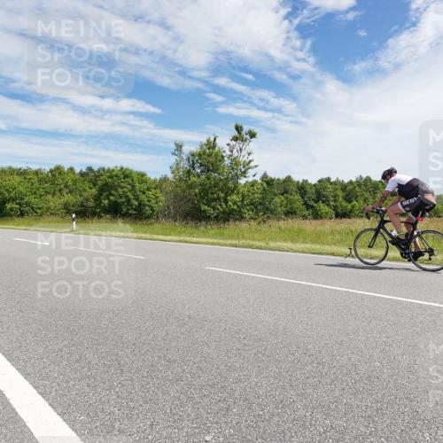 21.06.2026 - Viking Triathlon Michael Burmester http://msf.ph/oto/9868815 21.06.2026 11:51:34 Radfahren 22, 69, 85, 153, 193, 248, 274, 377, 389, 403, 415, 461, 479, 497, 511, 521, 566, 626, 656 meine-sportfotos.de