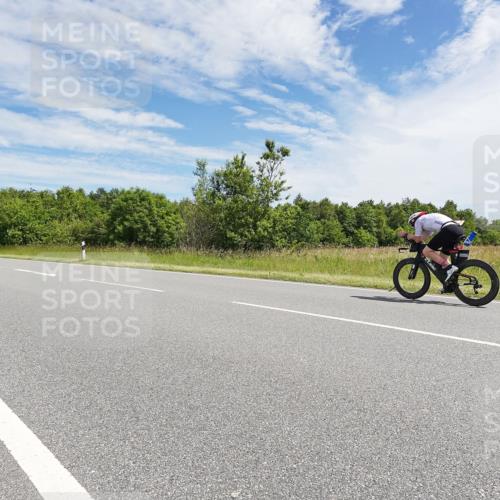 21.06.2026 - Viking Triathlon Michael Burmester http://msf.ph/oto/9868831 21.06.2026 11:51:44 Radfahren 325, 377, 566, 626 meine-sportfotos.de