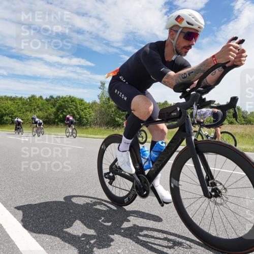 21.06.2026 - Viking Triathlon Michael Burmester http://msf.ph/oto/9868854 21.06.2026 11:52:05 Radfahren 61, 77, 80, 80, 141, 359, 410, 423, 491, 550, 636 meine-sportfotos.de