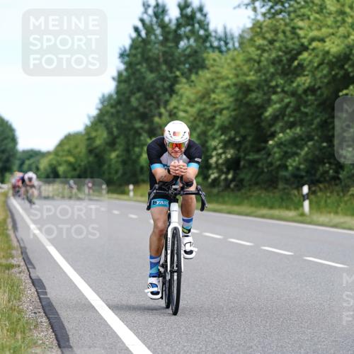 21.06.2026 - Viking Triathlon Michael Burmester http://msf.ph/oto/9868876 21.06.2026 12:25:12 Radfahren 26, 36, 44, 48, 55, 91, 105, 163, 166, 173, 179, 206, 251, 306, 313, 316, 348, 387, 419, 455, 565, 608 meine-sportfotos.de