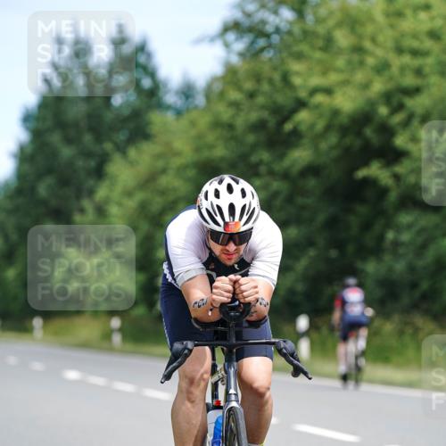 21.06.2026 - Viking Triathlon Michael Burmester http://msf.ph/oto/9868898 21.06.2026 12:25:22 Radfahren 26, 36, 44, 55, 91, 105, 163, 179, 251, 259, 316, 387, 419, 455, 556 meine-sportfotos.de