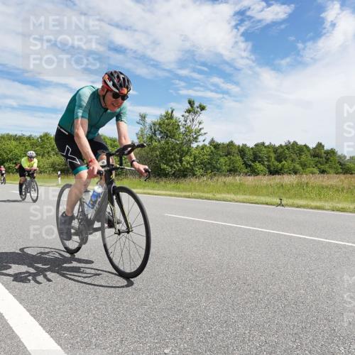 21.06.2026 - Viking Triathlon Michael Burmester http://msf.ph/oto/9868930 21.06.2026 11:52:52 Radfahren 104, 109, 135, 145, 178, 180, 383, 446, 452, 452, 496, 500, 515, 603, 610 meine-sportfotos.de
