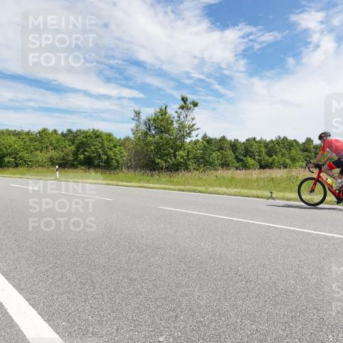 21.06.2026 - Viking Triathlon Michael Burmester http://msf.ph/oto/9869023 21.06.2026 11:55:41 Radfahren 7, 21, 28, 49, 52, 147, 147, 279, 318, 324, 360, 637, 650, 666 meine-sportfotos.de