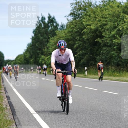 21.06.2026 - Viking Triathlon Michael Burmester http://msf.ph/oto/9869059 21.06.2026 12:26:05 Radfahren 139, 230, 267, 276, 312, 510, 531, 635, 638 meine-sportfotos.de