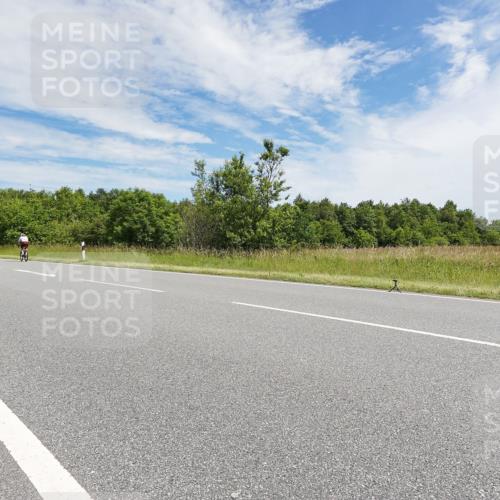 21.06.2026 - Viking Triathlon Michael Burmester http://msf.ph/oto/9869066 21.06.2026 11:55:56 Radfahren 14, 28, 49, 52, 133, 147, 262, 360, 439, 486, 505, 637 meine-sportfotos.de