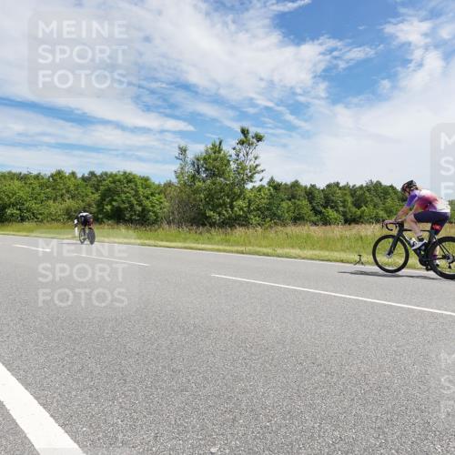 21.06.2026 - Viking Triathlon Michael Burmester http://msf.ph/oto/9869086 21.06.2026 11:56:08 Radfahren 14, 133, 133, 262, 341, 405, 432, 439, 486, 487, 506, 533 meine-sportfotos.de